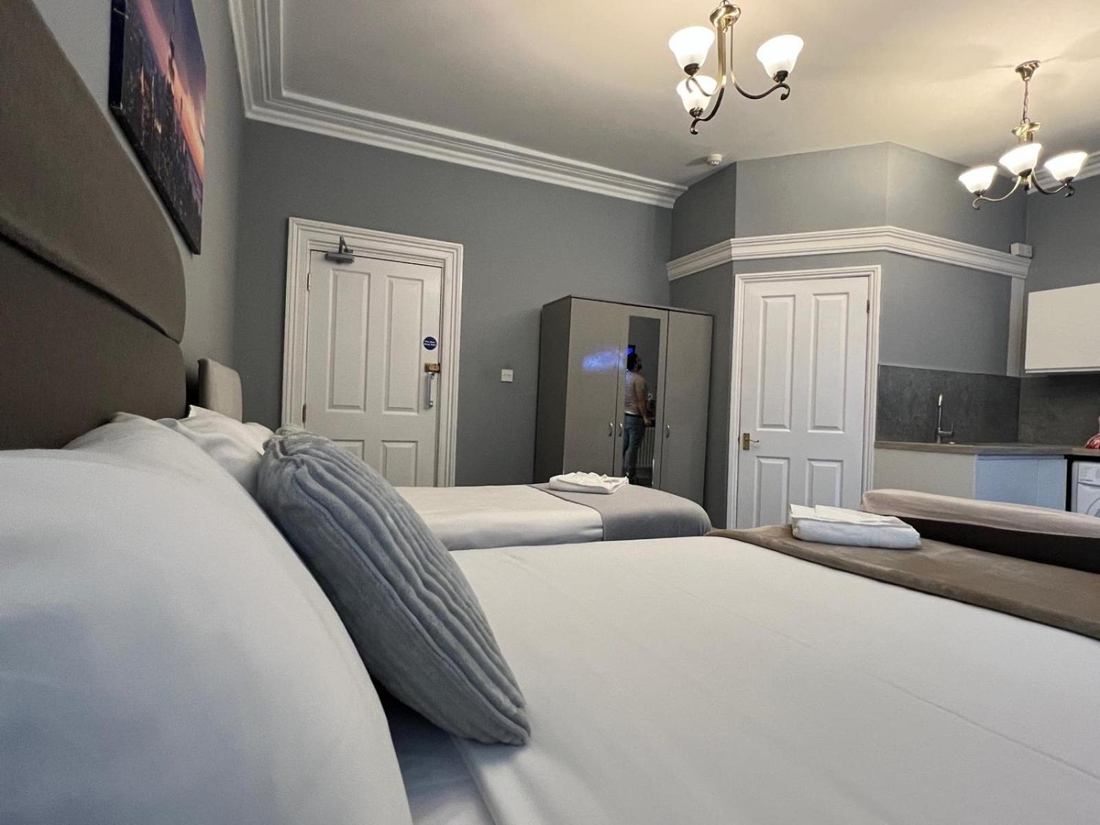 Regent Hotel Истборн Екстериор снимка