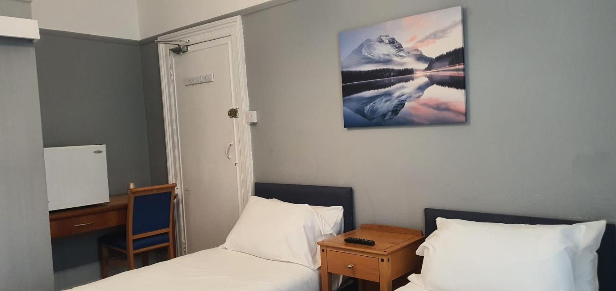 Regent Hotel Истборн Екстериор снимка